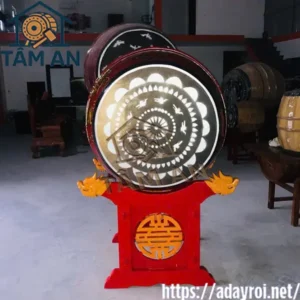 Bán trống tế lễ